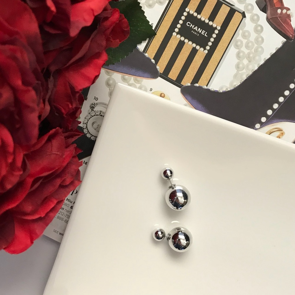 🔴 3/30$ Double Sided Ball Silver Stud Earrings